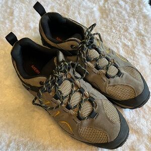 Merrell Men's Yokota 2 Leather Hiking Shoe Waterproof Size 10.5